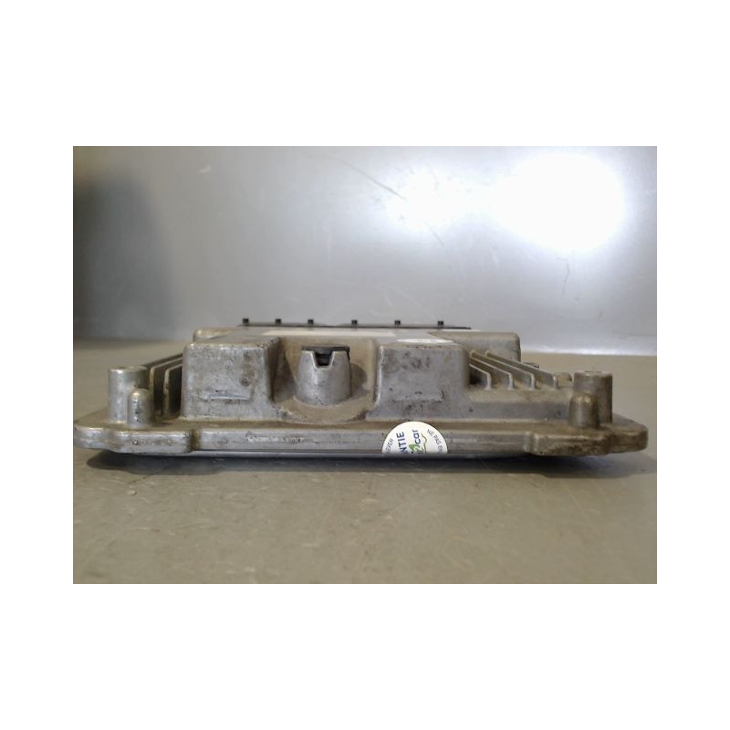 CALCULATEUR MOTEUR MINI MINI 2010-
