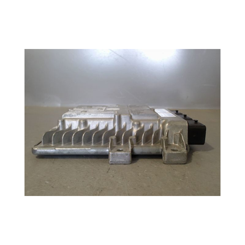 CALCULATEUR MOTEUR CITROEN C5 2008-