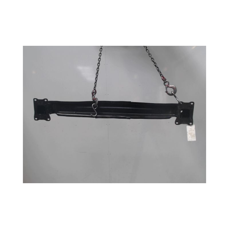 RENFORT PARE-CHOC ARRIERE  SEAT LEON 2009-