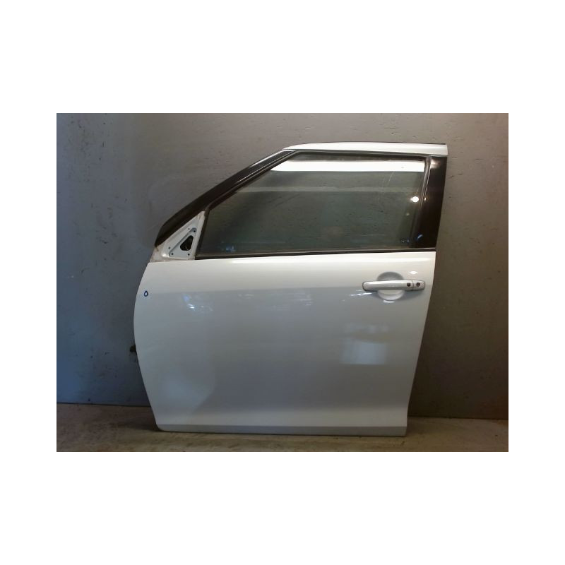 PORTE AVANT GAUCHE SUZUKI SWIFT
