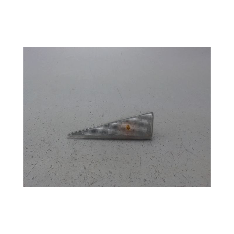 REPETITEUR AILE DROIT RENAULT SCENIC MONOSP. II Phase 2 2006-2009