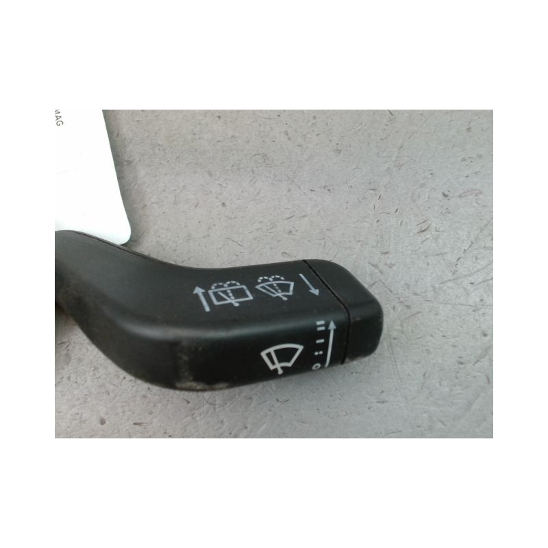COMMANDE ESSUIE GLACE OPEL CORSA III Phase 2 (C) 2003-2006