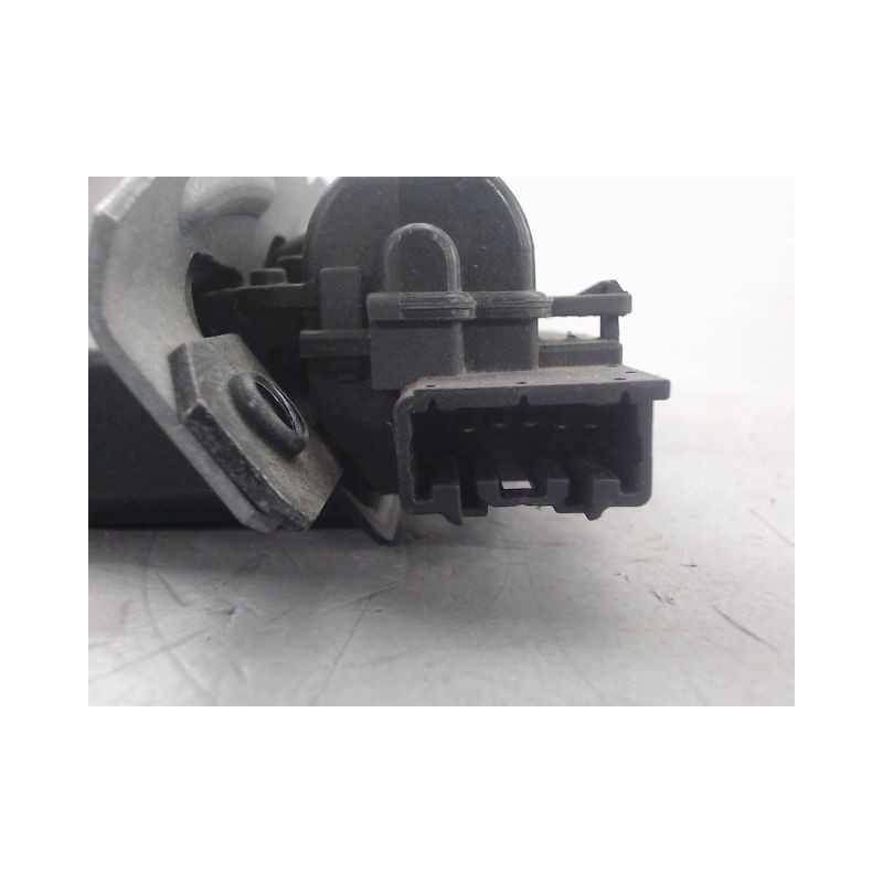 SERRURE HAYON  FORD FIESTA