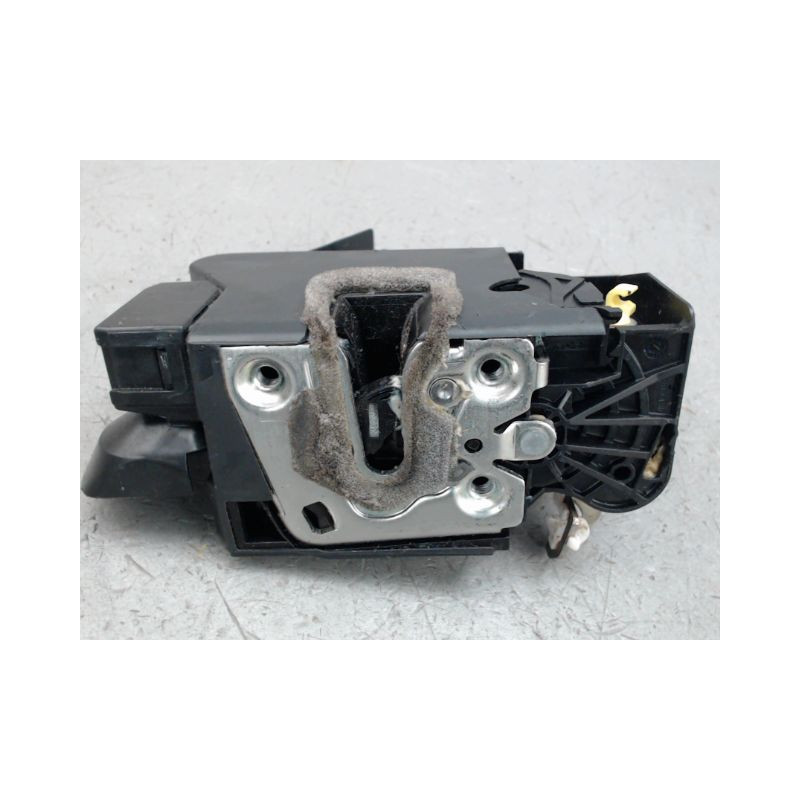 SYSTEME CONDAMNATION AVANT GAUCHE DACIA SANDERO