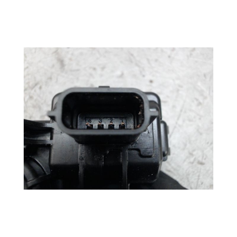 SERRURE HAYON  DACIA SANDERO