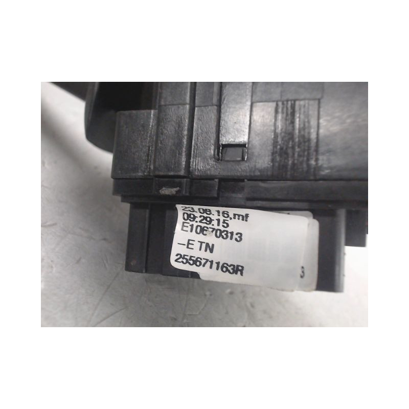 COMMANDE ESSUIE GLACE RENAULT CLIO
