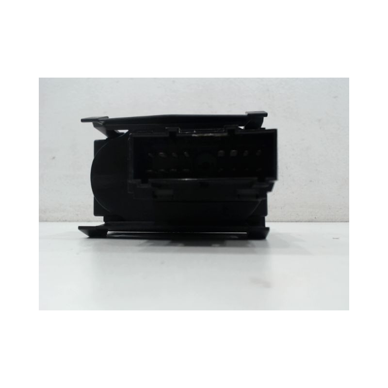 COMMANDE ECLAIRAGE FORD FOCUS