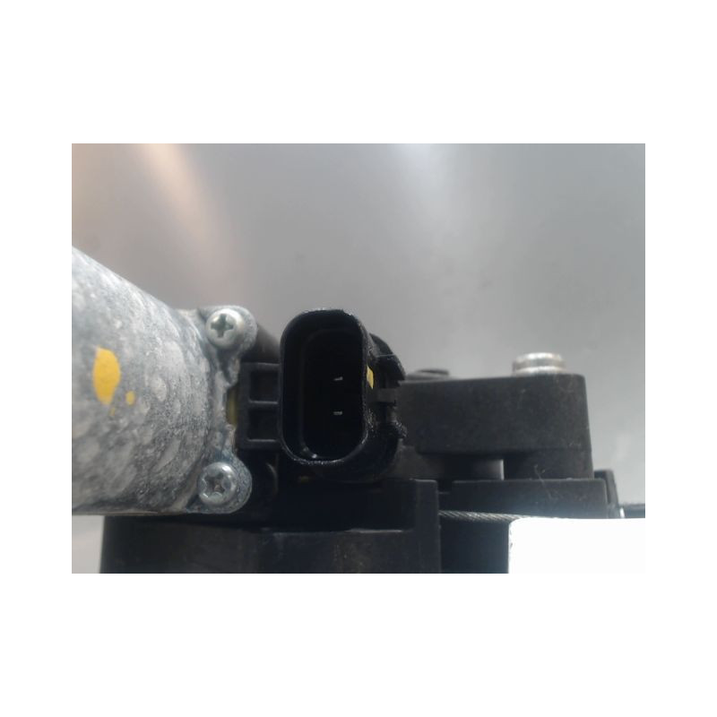 MECANISME+MOTEUR LEVE-GLACE AVANT DROIT HYUNDAI I20