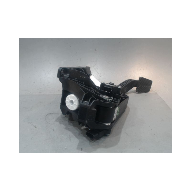 PEDALE EMBRAYAGE HYUNDAI I20
