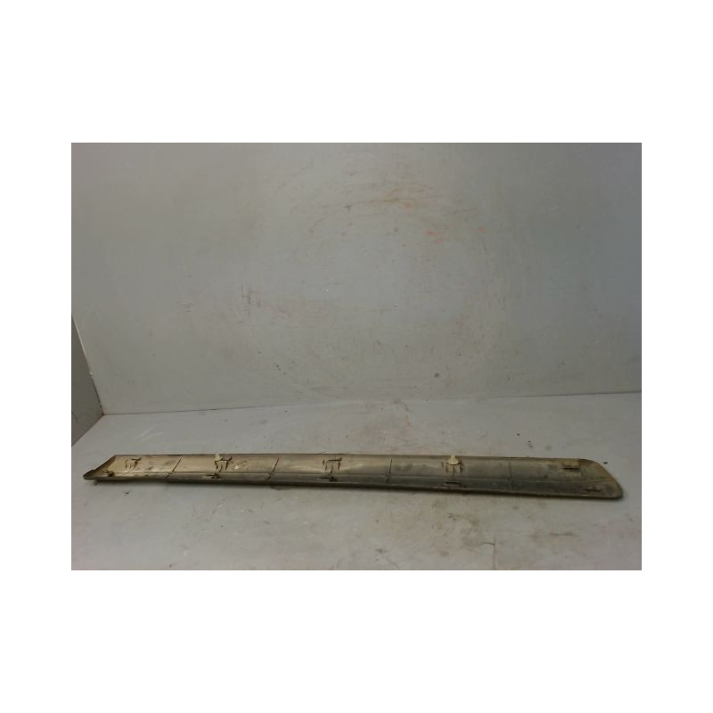 PROTECTION PORTE AVANT DROIT DACIA LOGAN