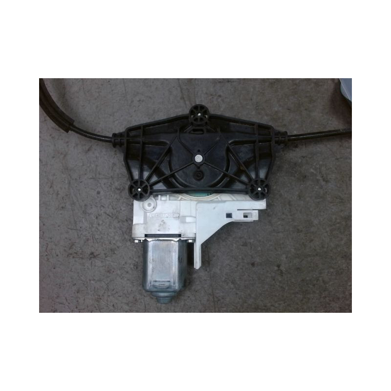 MECANISME+MOTEUR LEVE-GLACE ARRIERE DROIT AUDI Q3