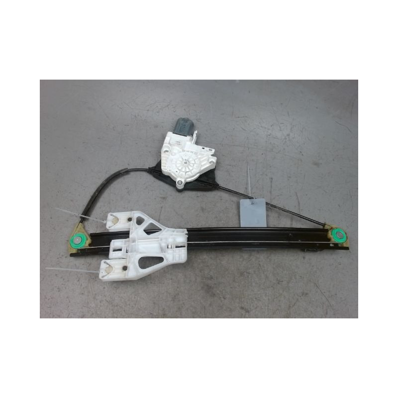 MECANISME+MOTEUR LEVE-GLACE ARRIERE DROIT AUDI Q3