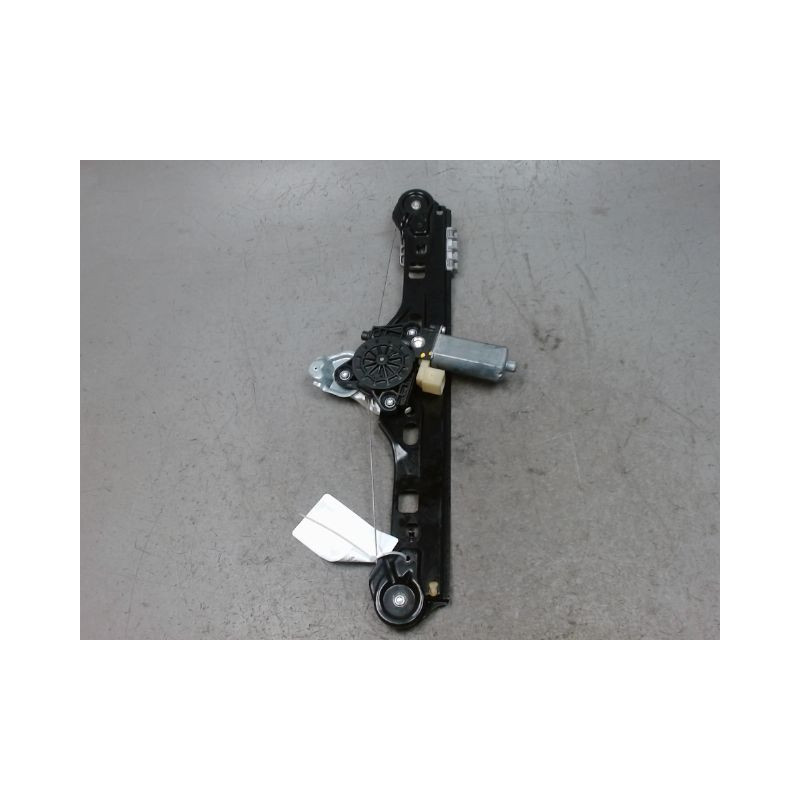 MECANISME+MOTEUR LEVE-GLACE ARRIERE DROIT MERCEDES CLASSE C 2004-