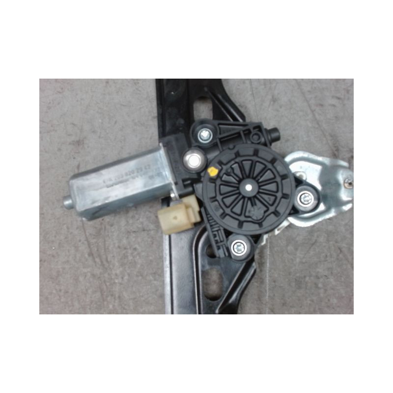 MECANISME+MOTEUR LEVE-GLACE ARRIERE GAUCHE MERCEDES CLASSE C 2004-