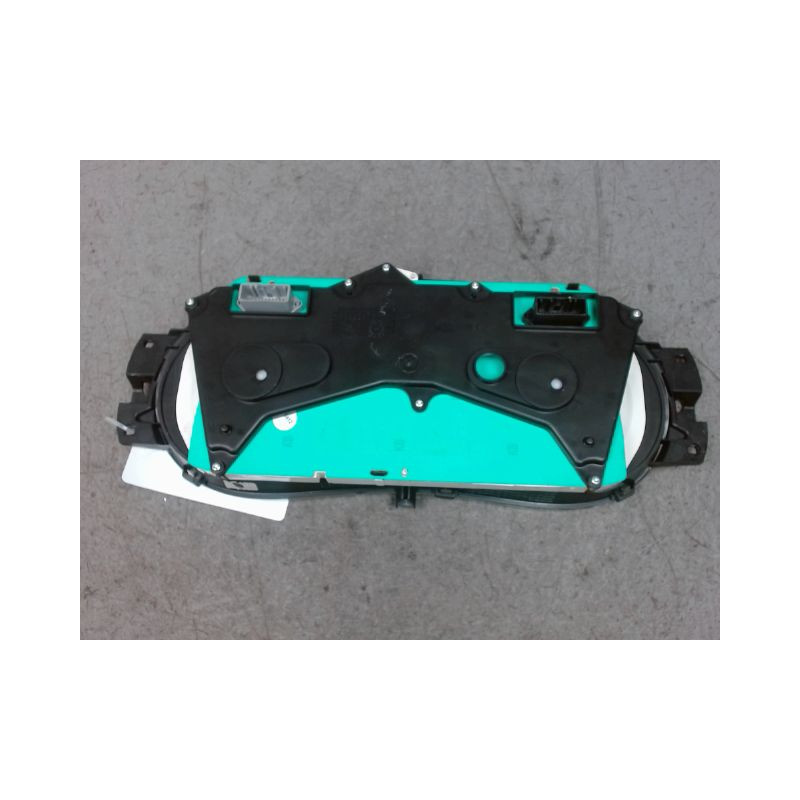 BLOC COMPTEURS DACIA DUSTER 2010-
