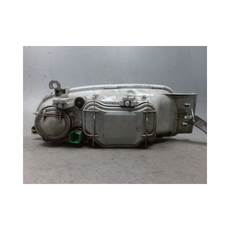PHARE GAUCHE FORD FIESTA 95-9.99
