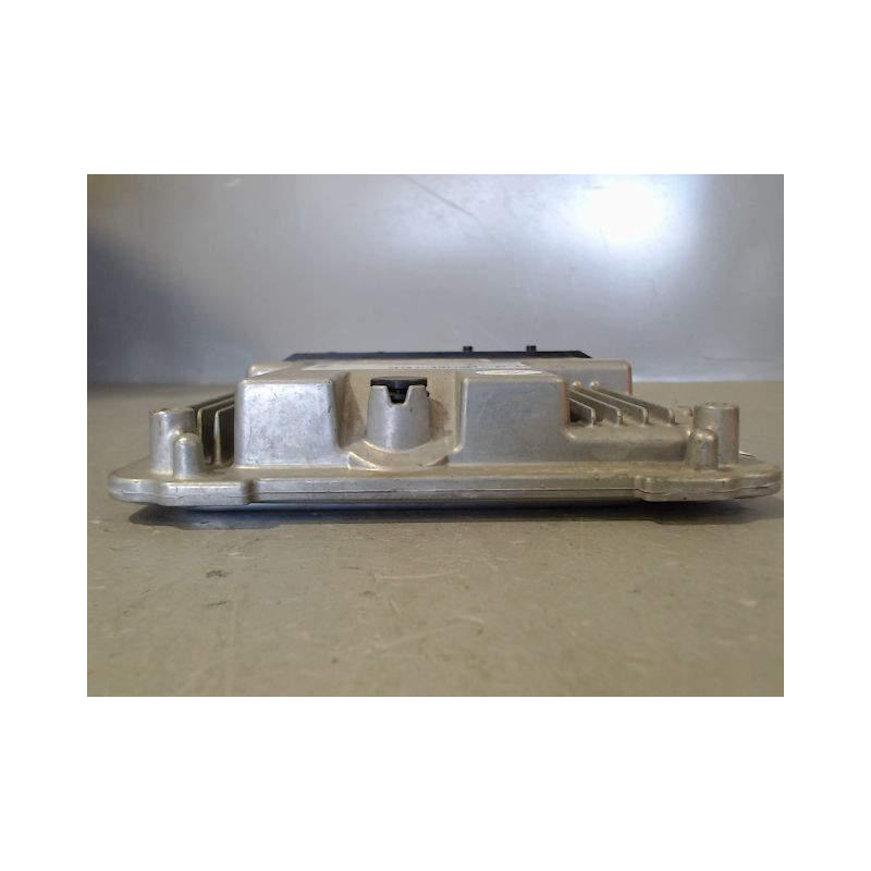 CALCULATEUR MOTEUR PEUGEOT 3008 2009-