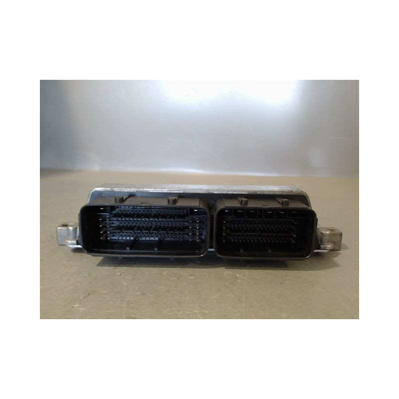CALCULATEUR MOTEUR CITROEN C3