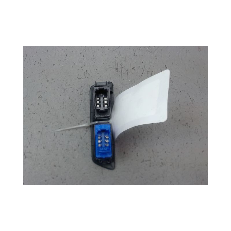 COMMANDE LEVE-GLACE PORTE AVG CITROEN C-ELYSEE