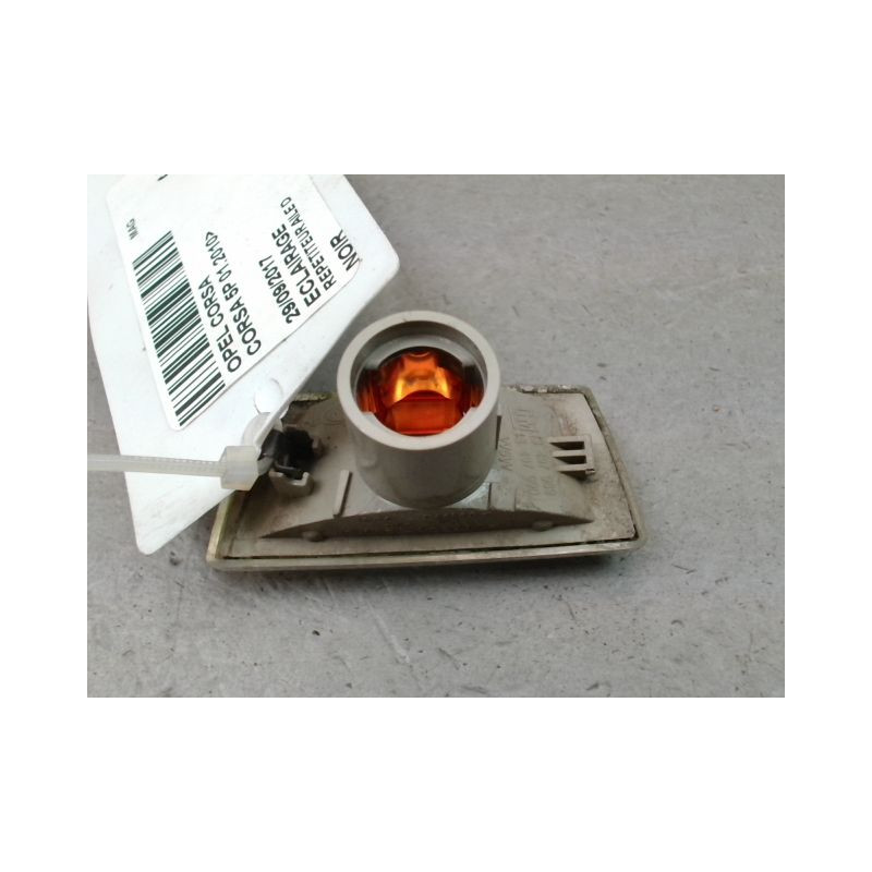 REPETITEUR AILE DROIT OPEL CORSA 2010-