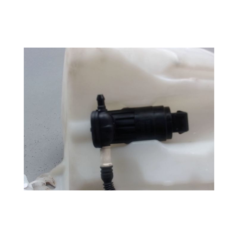 RESERVOIR LAVE-GLACE AVANT OPEL CORSA IV Phase 2 (D) 2011-2015