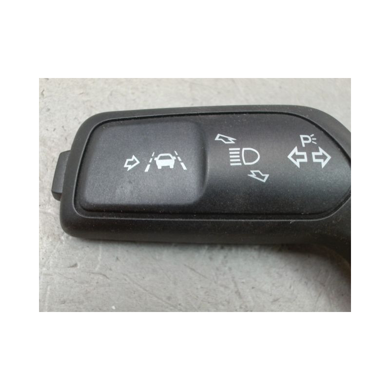 COMMANDE CLIGNOTANT FORD FIESTA