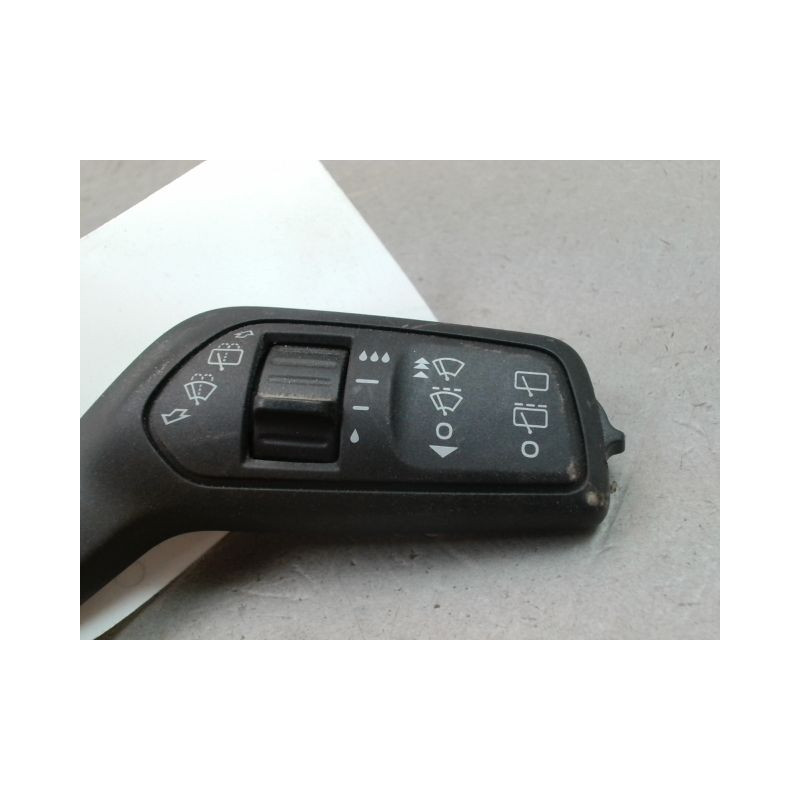 COMMANDE ESSUIE GLACE FORD FIESTA