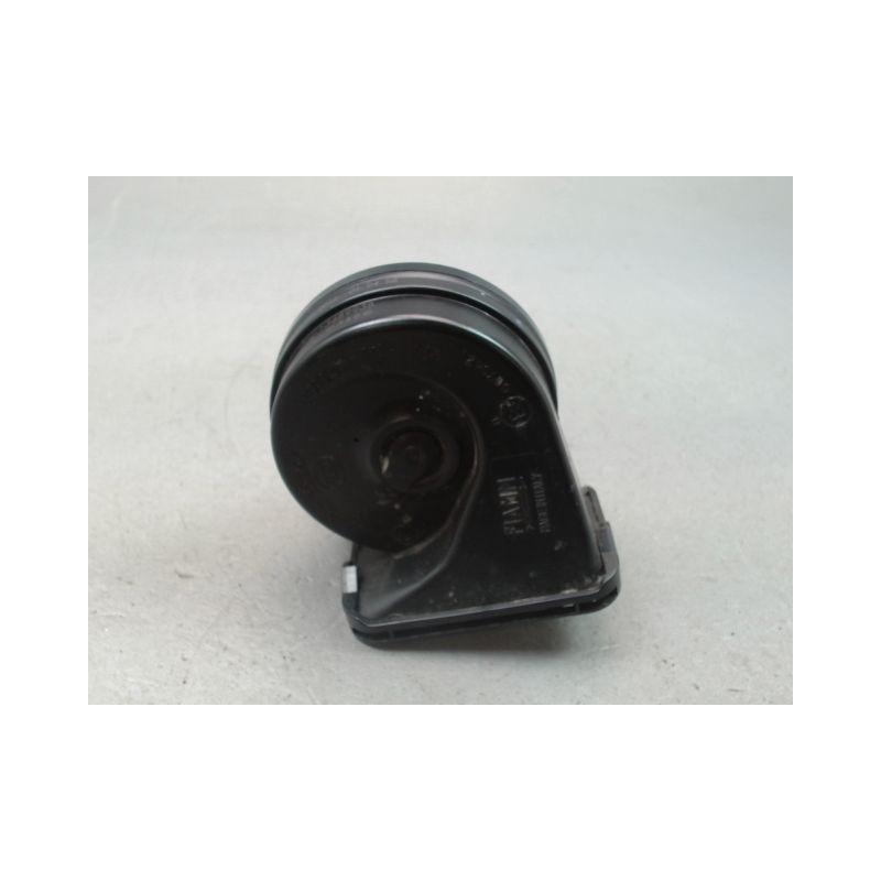 KLAXON / AVERTISSEUR OPEL CORSA IV Phase 2 (D) 2011-...