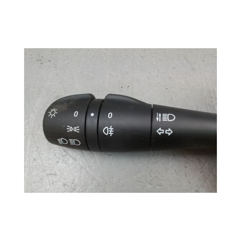 COMMANDE ECLAIRAGE RENAULT CLIO IV Phase 1 2012-...