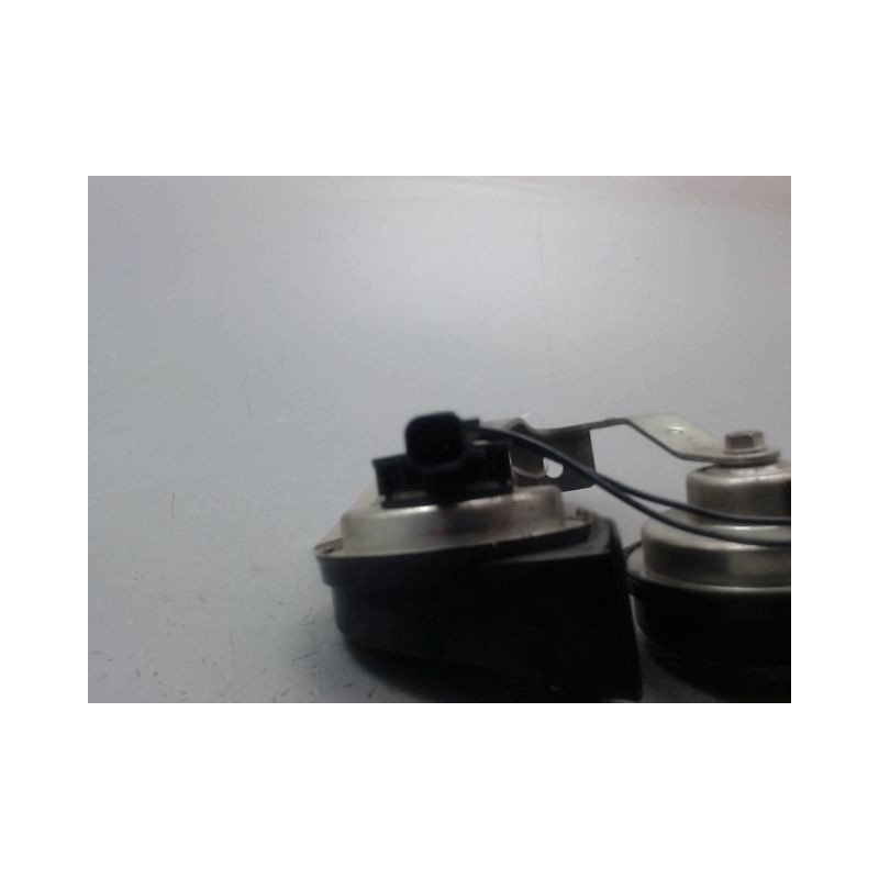 KLAXON / AVERTISSEUR ALFA ROMEO GUILIETTA 2010-