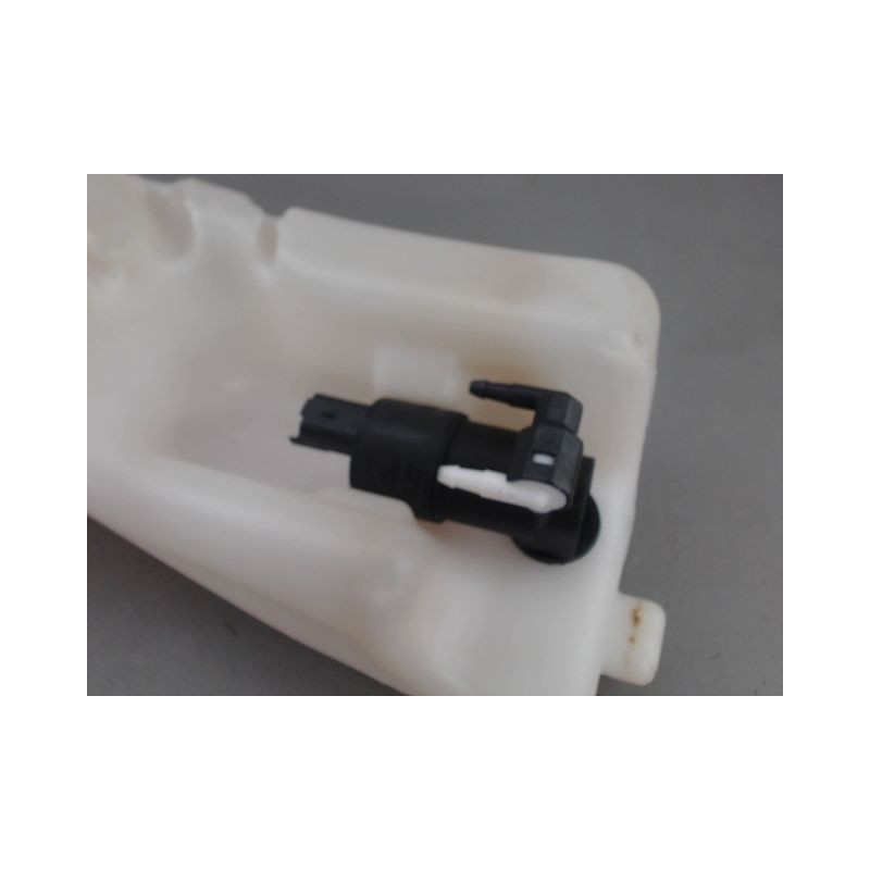RESERVOIR LAVE-GLACE AVANT RENAULT MODUS