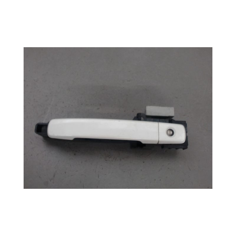 POIGNEE EXTERIEURE PORTE AVANT GAUCHE NISSAN QASHQAI