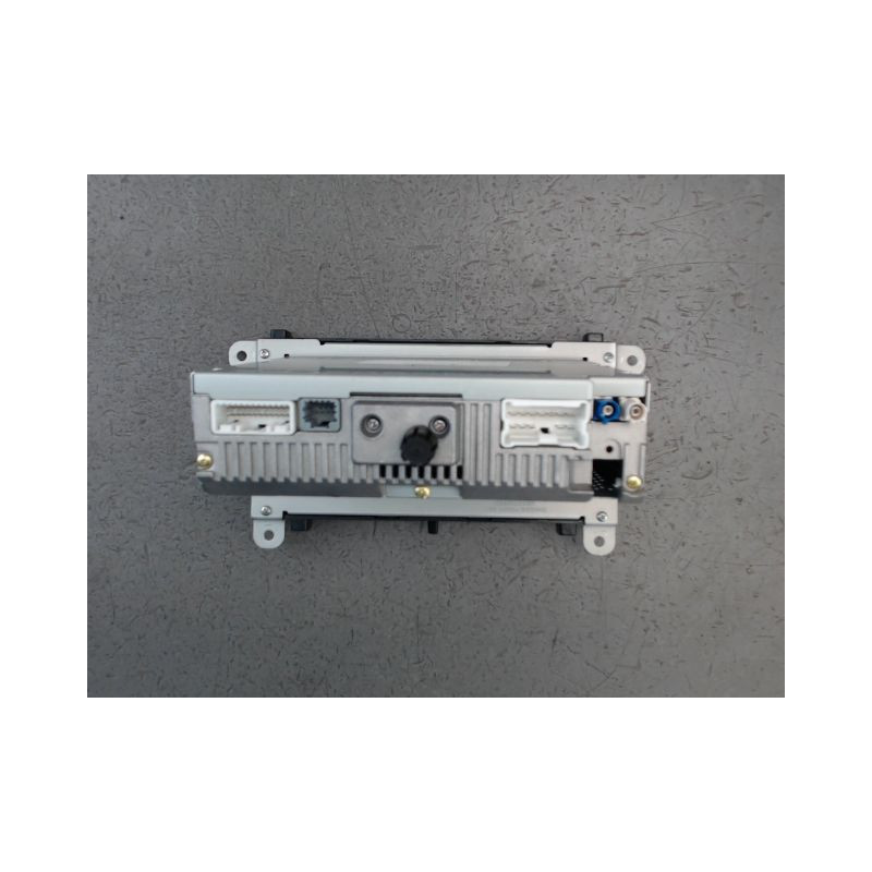 ECRAN GPS RENAULT CLIO