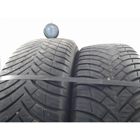 Paire de pneus KLEBER QUADRAXER 2 185 65 15 92 T