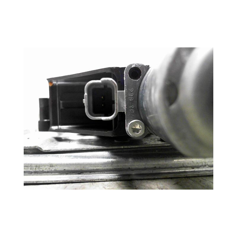 MECANISME+MOTEUR LEVE-GLACE AVANT DROIT PEUGEOT 208
