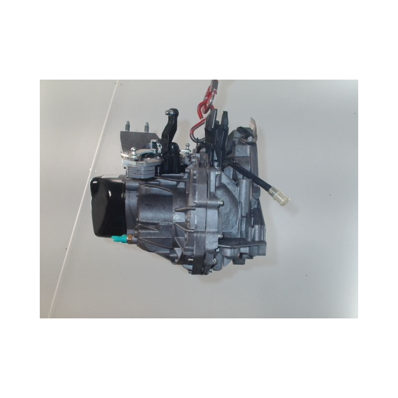 BOITE A VITESSE MECANIQUE DACIA SANDERO 1.0 SCe 75