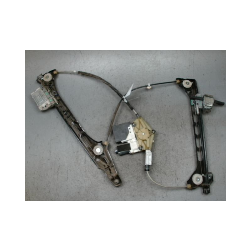MECANISME+MOTEUR LEVE-GLACE AVANT DROIT AUDI TT COUPE 2006-