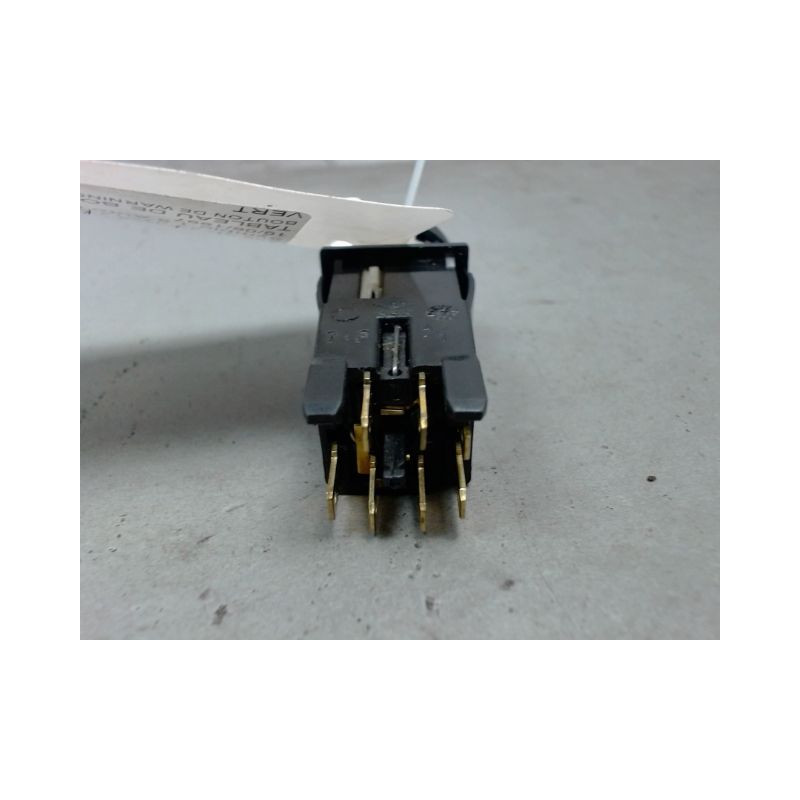 BOUTON DE WARNING PEUGEOT 306 97-2001