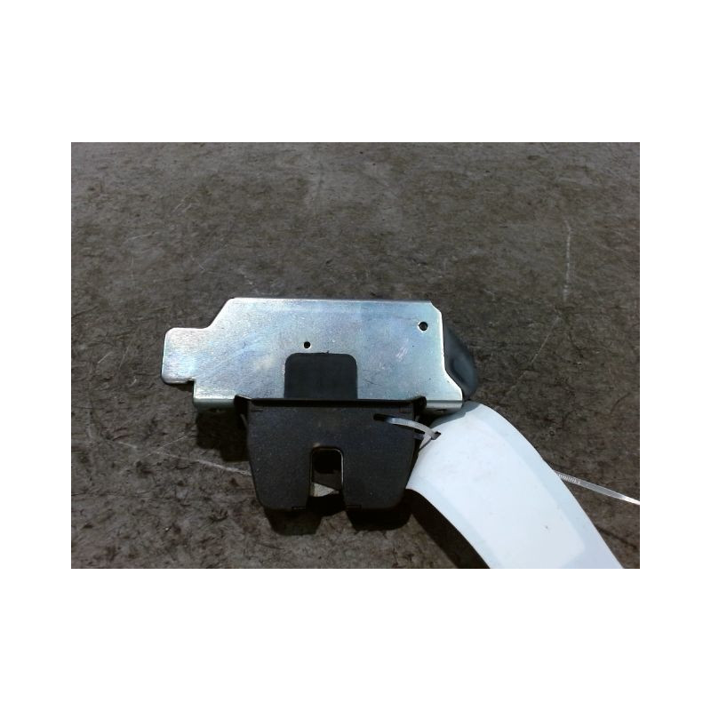SERRURE HAYON  CITROEN C4 2010-