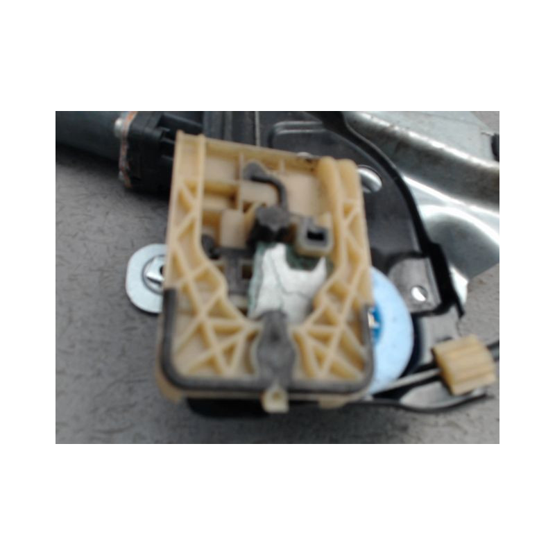 MECANISME LEVE-GLACE AVANT DROIT OPEL ASTRA