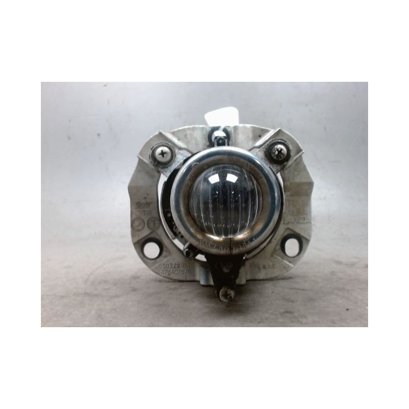 PHARE ANTIBROUILLARD AVANT GAUCHE ALFA ROMEO GUILIETTA 2010-