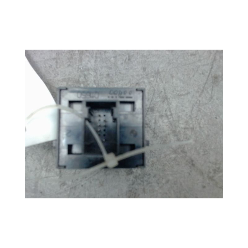 COMMANDE LEVE-GLACE PORTE AVG FIAT BRAVO 2007-