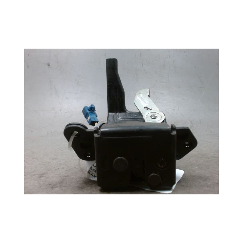 SERRURE HAYON  TOYOTA YARIS 2005-