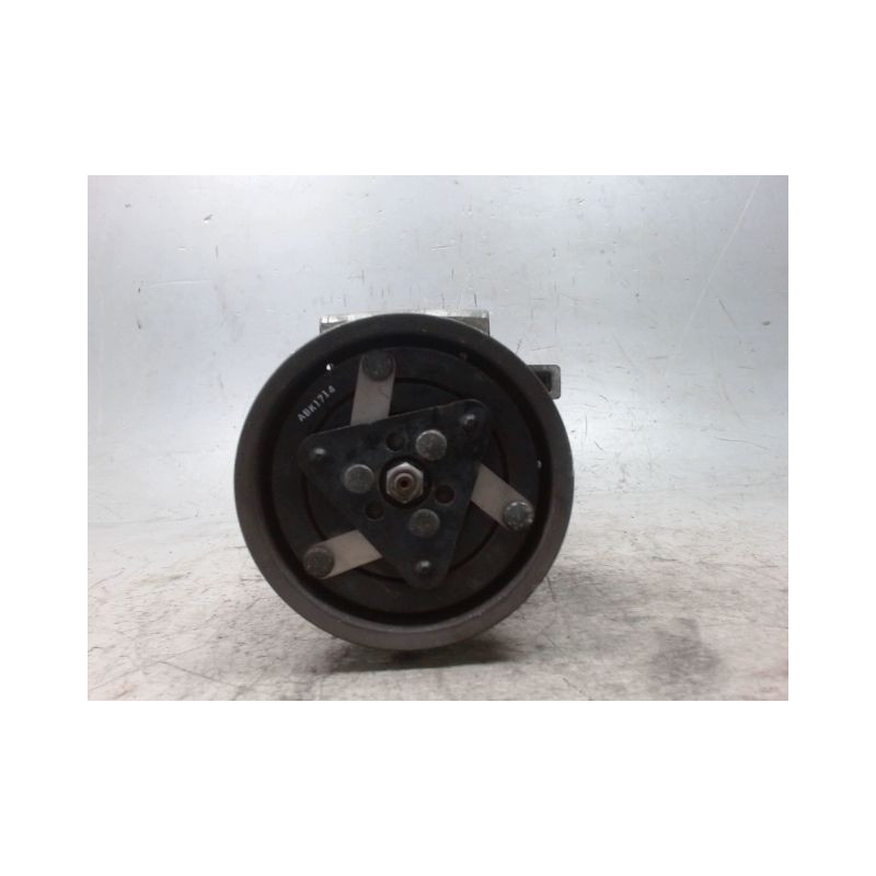 COMPRESSEUR AIR CONDITIONNE RENAULT CLIO III 2005-