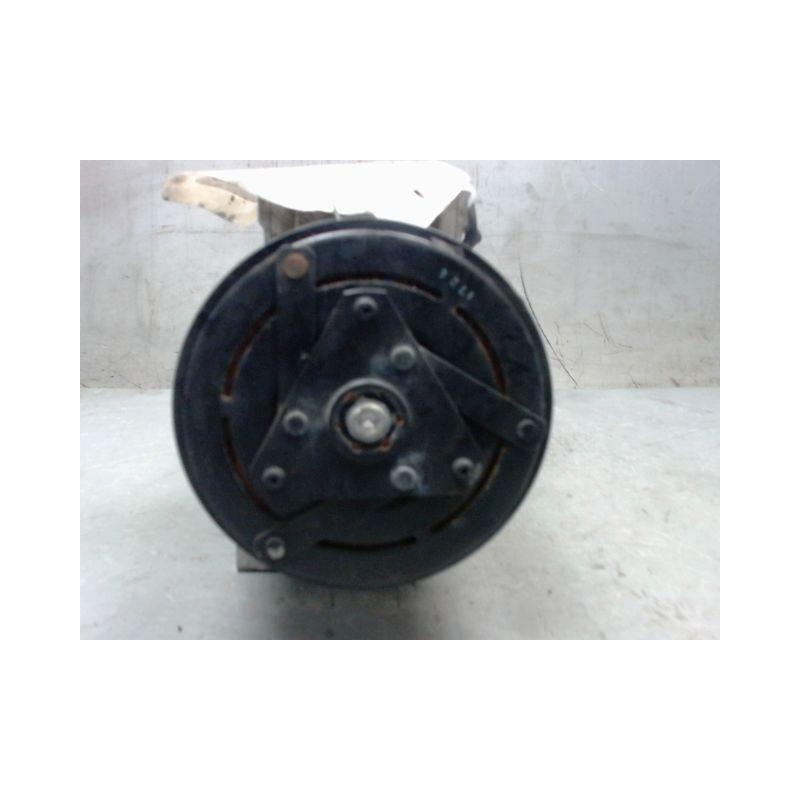 COMPRESSEUR AIR CONDITIONNE RENAULT CLIO