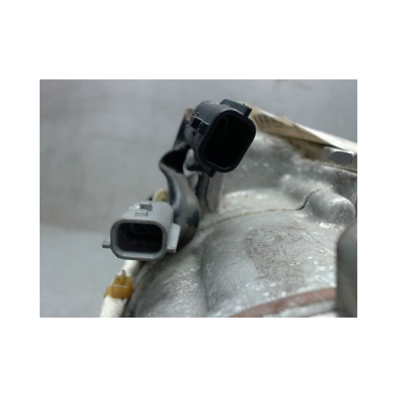COMPRESSEUR AIR CONDITIONNE RENAULT CLIO