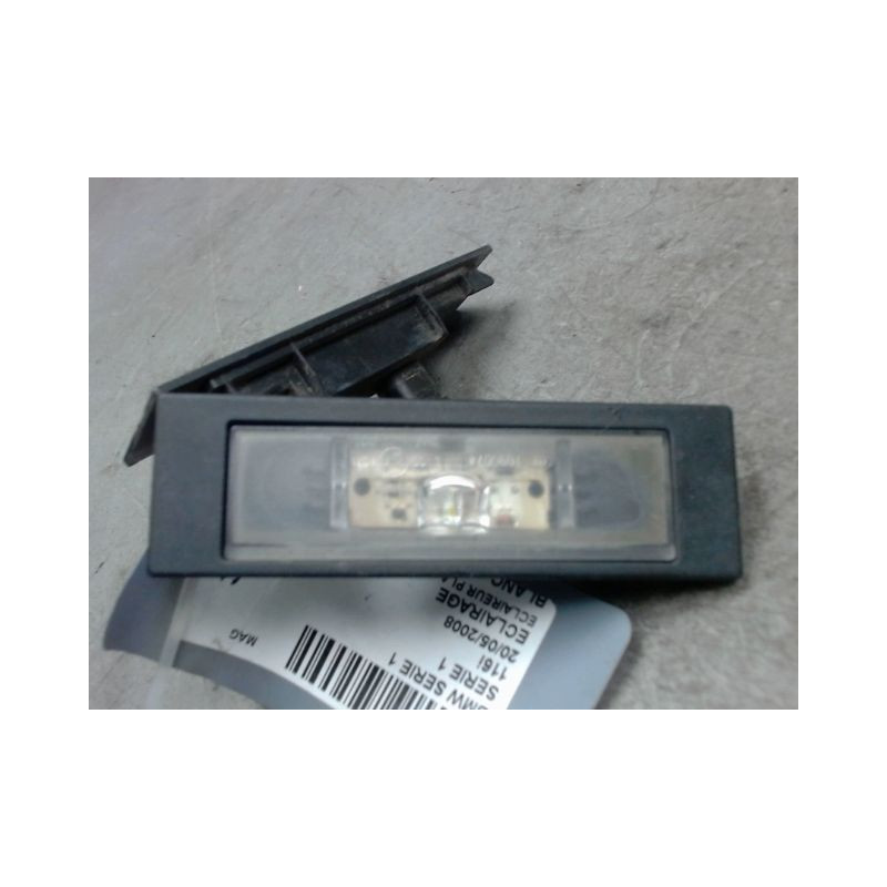 ECLAIREUR PLAQUE DE POLICE BMW SERIE 1
