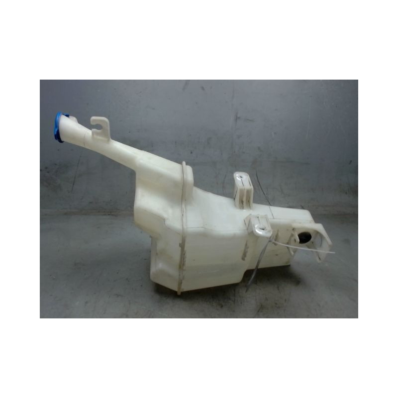 RESERVOIR LAVE-GLACE AVANT KIA RIO