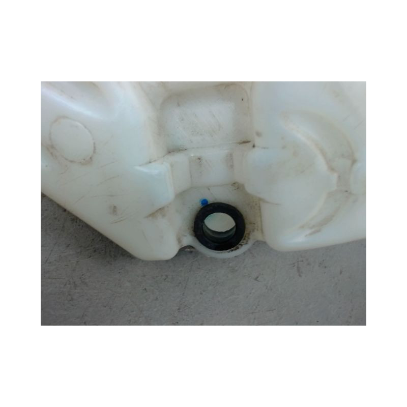 RESERVOIR LAVE-GLACE AVANT PEUGEOT 206+ 2009-