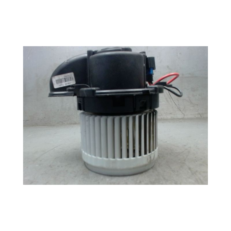 MOTEUR VENTILATEUR CHAUFFAGE RENAULT ZOE